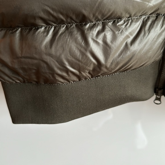 Aritzia TNA chalet puffer jacket - Picture 5 of 7